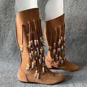 VTG Chinese Laundry Moccasin Boots Brown Suede Fringe Beaded Pull On Size 7.5